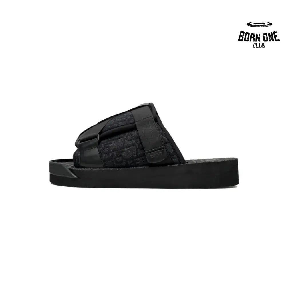 Alpha oblique Black 3SA081YYV H060