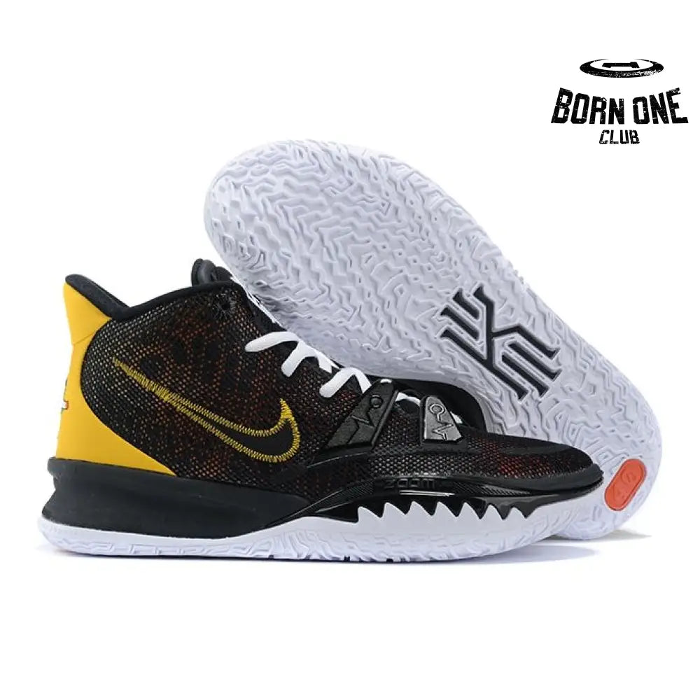 KYRIE 7 x ROSWELL RAYGUNS
