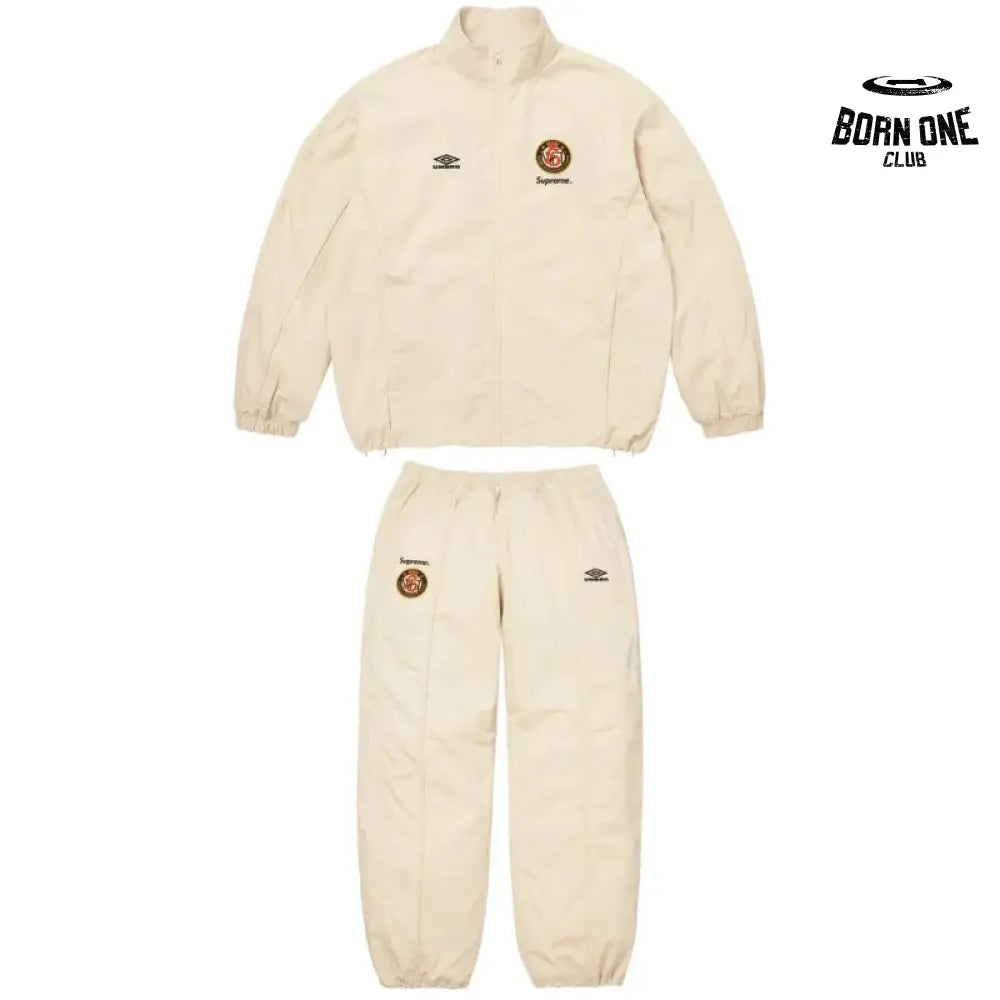 Conjunto Supreme x Umbro Cotton Ripstop Track Stone