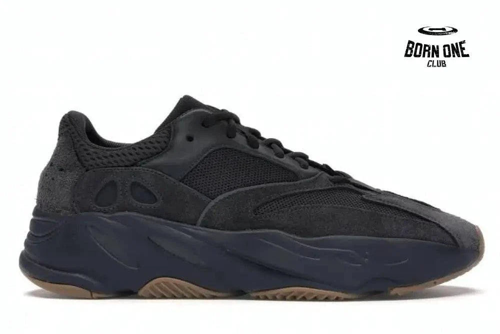 Yeezy Boost 700 Utility black
