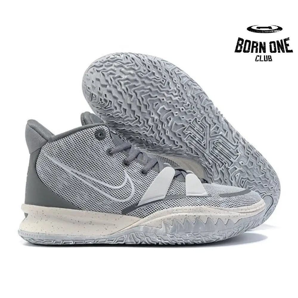KYRIE 7 x CHIP