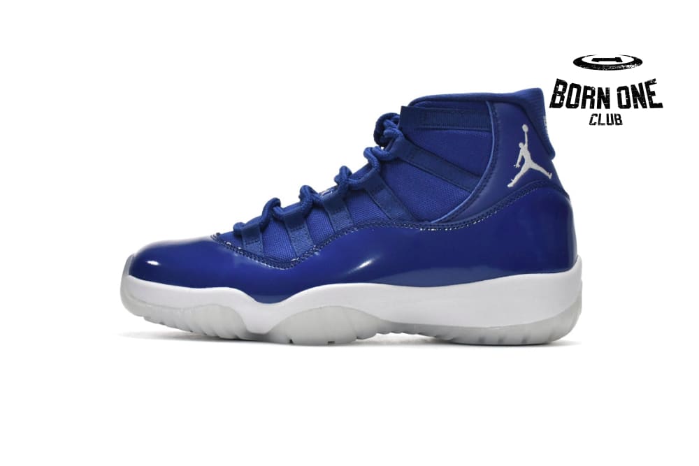 Retro Midnight Navy White AT7802-115