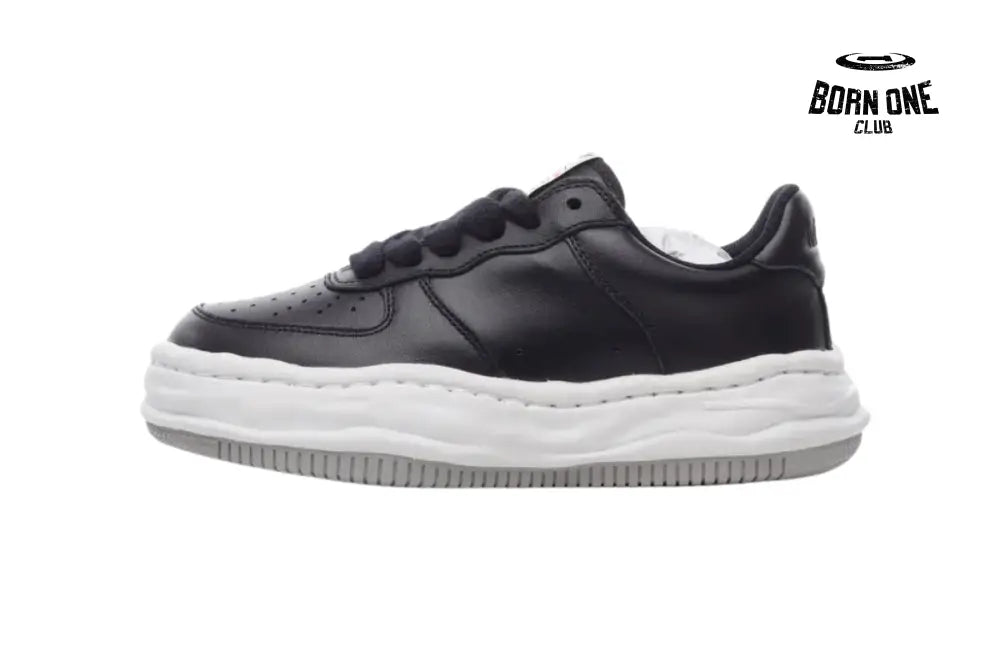 Black White Sole Grey Low