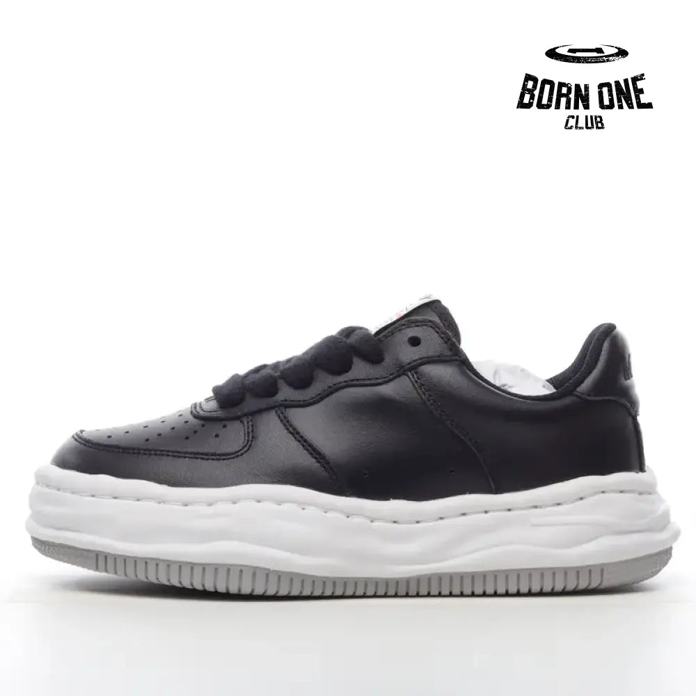 Black White Sole Grey Low