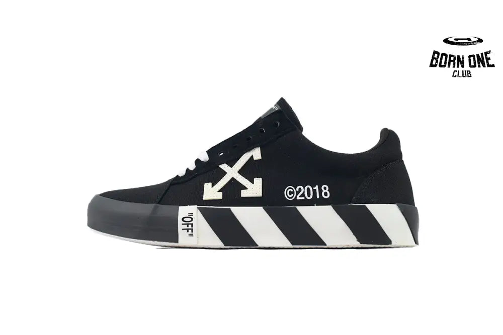 Vulc Low Top 'Black'